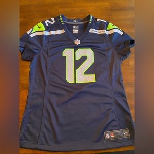 Seahawks Nike 12 jersey, women size L